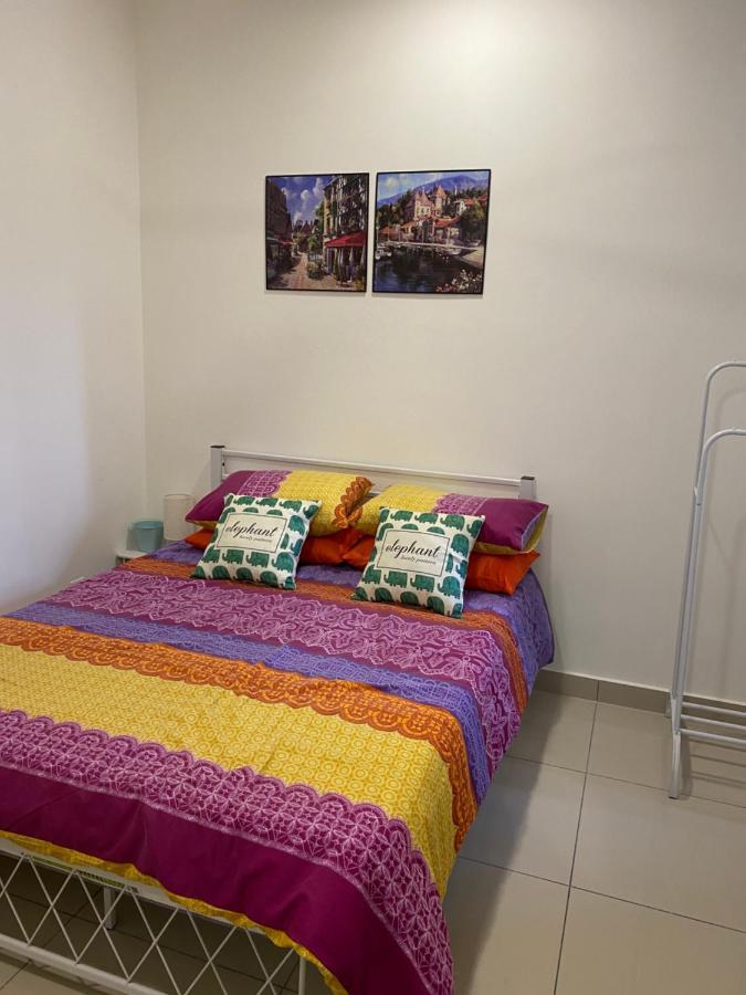 Zima Homestay@Kajang2 Exteriör bild