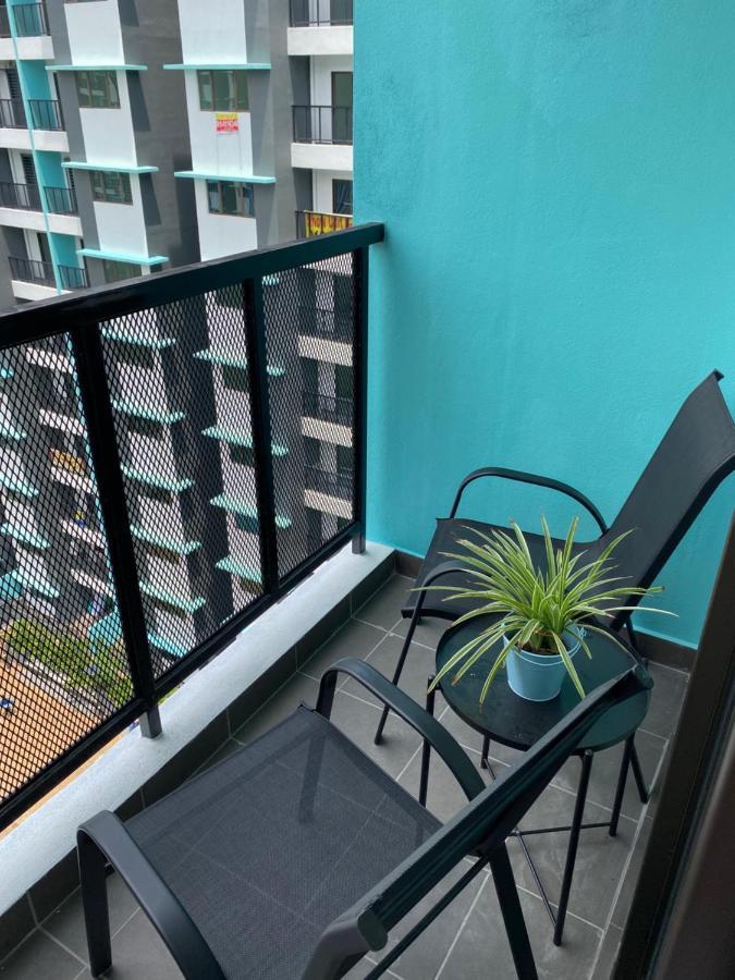 Zima Homestay@Kajang2 Exteriör bild